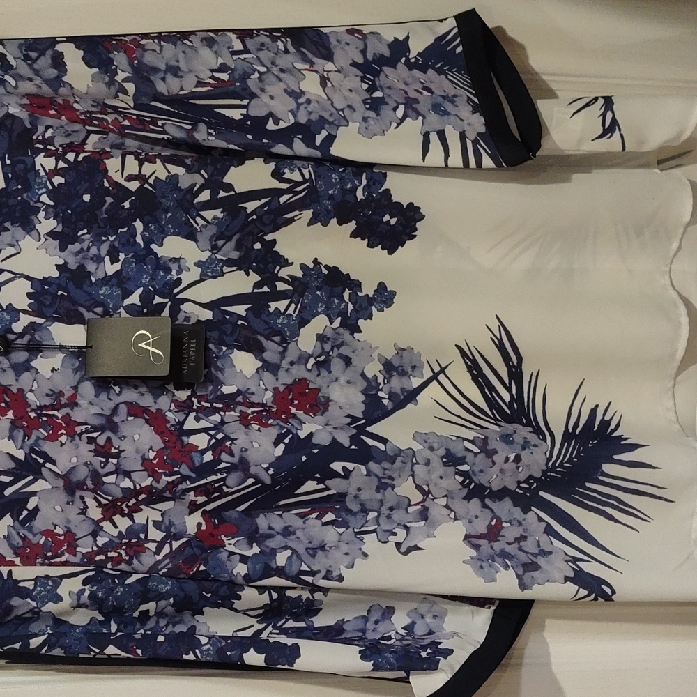 New Adriana papell floral top